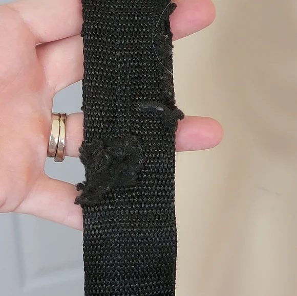 90s Vintage Marlboro | Red Windbreaker Pullover Nylon Jacket Collapses into Bag - Picture 10 of 11